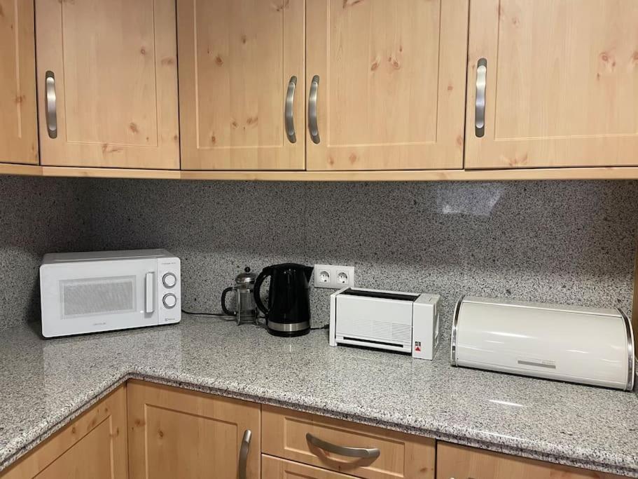 Apartment Stunning Sea Views And 3 Bedrooms *