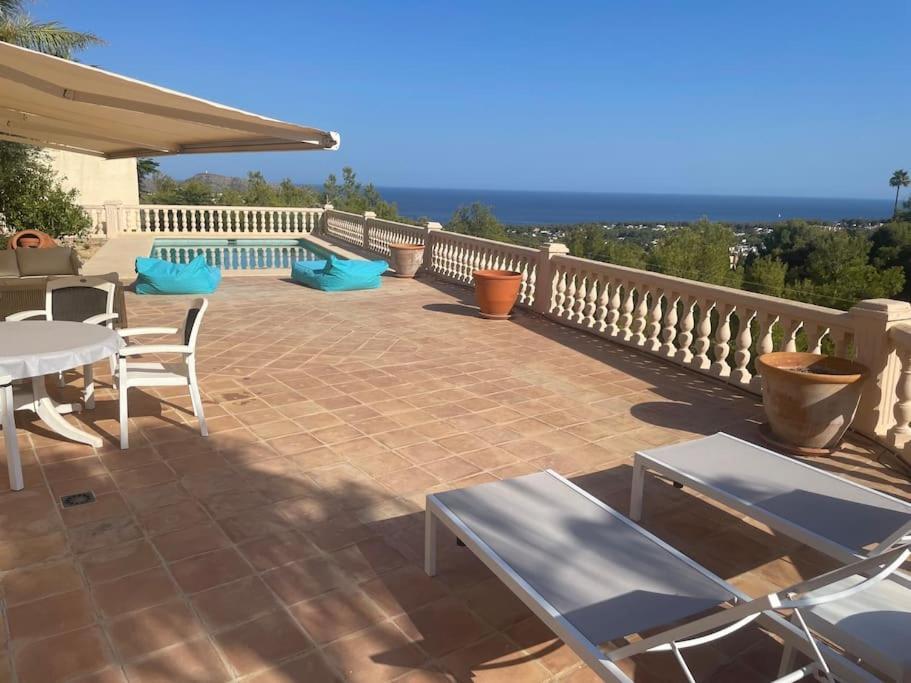 Stunning Sea Views And 3 Bedrooms * Moraira